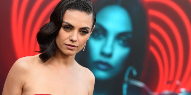 Η Mila Kunis ξεσπά για τον πόλεμο στην Ουκρανία: “Ξεριζώθηκε η καρδιά μου”