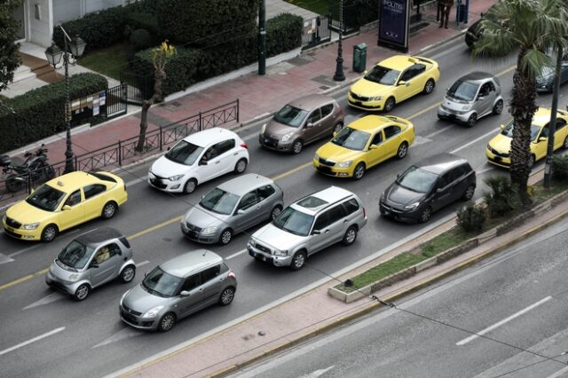 Κίνηση στους δρόμους: Σοβαρά προβλήματα στο κέντρο της Αθήνας –  LIVE ΧΑΡΤΗΣ