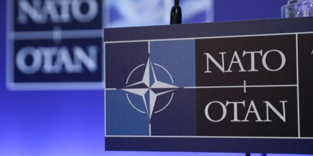Φιλο-ΝΑΤΟϊκό “κοινωνικό μέτωπο” στην Ελλάδα; Δεν παίζει…