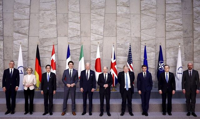 G7 και ΕΕ θα εμποδίσουν την Μόσχα να χρησιμοποιήσει τα αποθέματά της σε χρυσό