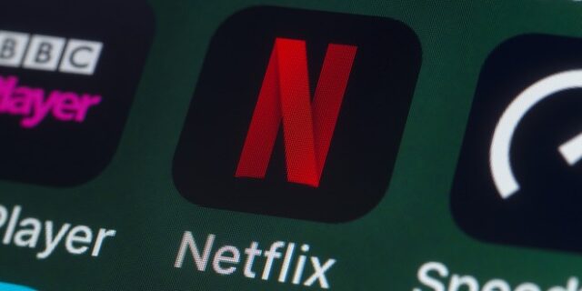 Netflix: Δοκιμές για να ξεφύγει από το password sharing