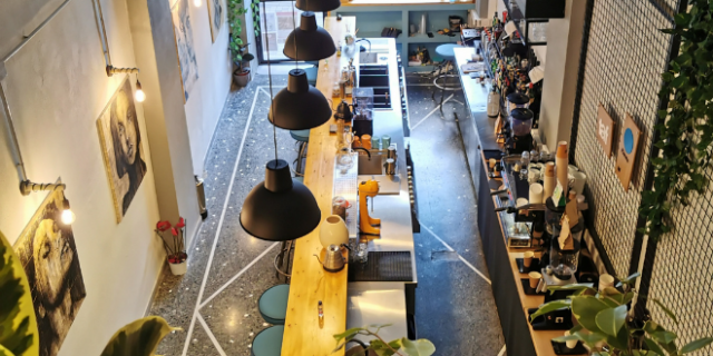 Savile Row: Το νέο all day bar στο κέντρο της Θεσσαλονίκης