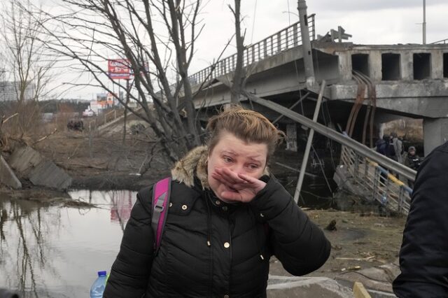 Πόλεμος στην Ουκρανία: Θρίλερ με τους ανθρωπιστικούς διαδρόμους – Παραμένουν κλειστοί