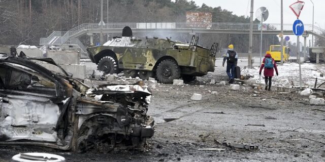 Πόλεμος στην Ουκρανία: Η Γαλλία στέλνει στρατιωτικές δυνάμεις στη Ρουμανία