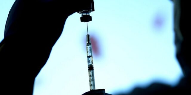Εμβόλιο Pfizer: Λιγότερο αποτελεσματικό στα παιδιά 5-11 ετών