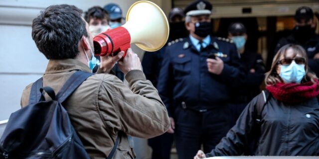 ΠΟΕΔΗΝ: Στάση εργασίας και συγκέντρωση στο υπουργείο Υγείας
