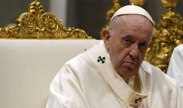 Πάπας Φραγκίσκος: “Ποτέ πόλεμος” γράφει για την Ουκρανία