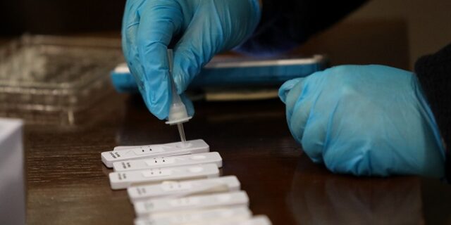 Πού θα γίνονται δωρεάν rapid test την Κυριακή (20/03)