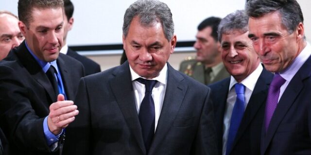 Ρωσία: Εμφανίστηκε ο υπουργός Άμυνας μετά από 2 εβδομάδες απουσίας