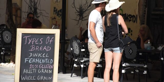 Πολωνοί και Τσέχοι ψηφίζουν Ελλάδα και φέτος το καλοκαίρι