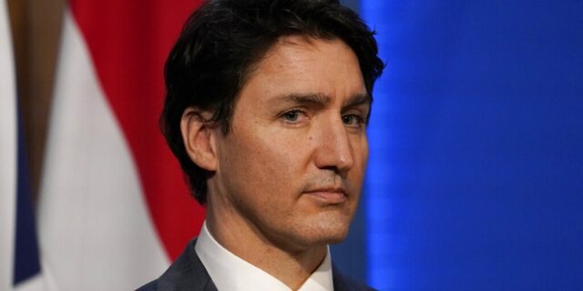 Ο Τριντό καλεί τους Ευρωπαίους ηγέτες να ενωθούν και να βοηθήσουν την Ουκρανία