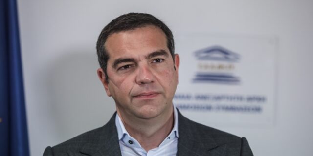 Τσίπρας: Η κυβέρνηση ωθεί την κοινωνία σε ανθρωπιστική κρίση