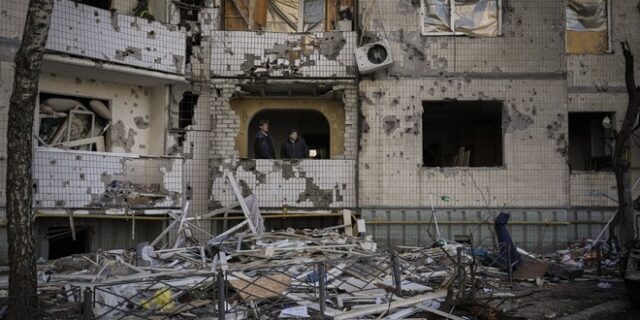 Ανάκτηση χωριών από την Ουκρανία – Ανελέητες συγκρούσεις σε πολλές πόλεις