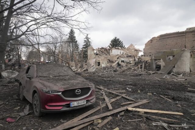 Πόλεμος στην Ουκρανία – ΟΗΕ: Τουλάχιστον 364 άμαχοι νεκροί