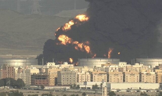 Σαουδική Αραβία: Επίθεση σε πετρελαϊκές εγκαταστάσεις της Aramco