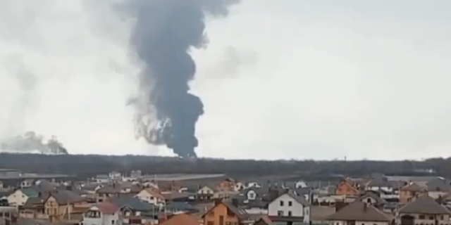 Ζελένσκι: Το αεροδρόμιο Βινίτσια κατεστράφη ολοσχερώς από ρωσικές ρουκέτες