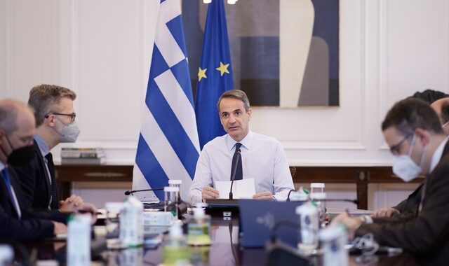 Μητσοτάκης: Νέα μέτρα στήριξης επιχειρήσεων, νοικοκυριών και αγροτών το επόμενο δεκαήμερο