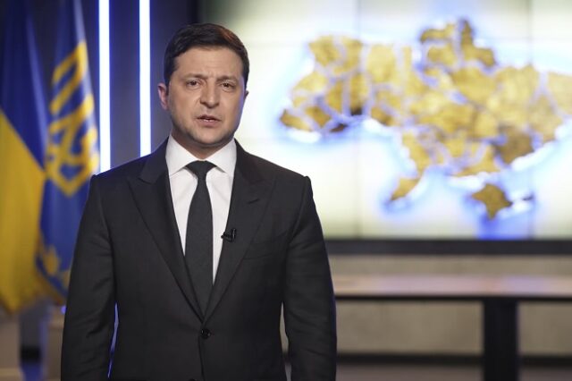 Πόλεμος στην Ουκρανία: Τηλεφωνικές επαφές Μπένετ-Ζελένσκι και Ερντογάν-Πούτιν