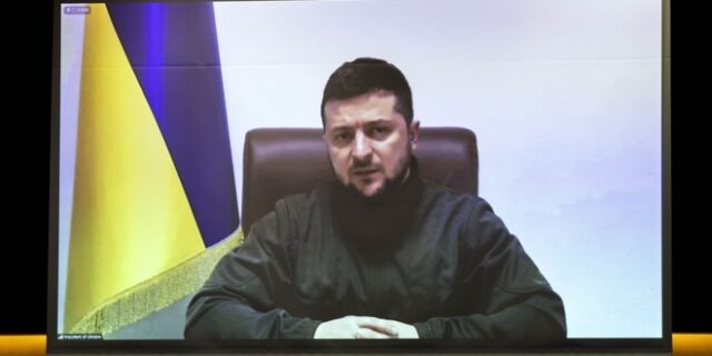 Ζελένσκι στη γαλλική Εθνοσυνέλευση: “Βοηθήστε να μπει τέλος σε αυτόν τον πόλεμο κατά της ελευθερίας”