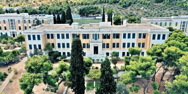 Μία ημέρα στη Θερινή Μουσική Ακαδημία των Σπετσών