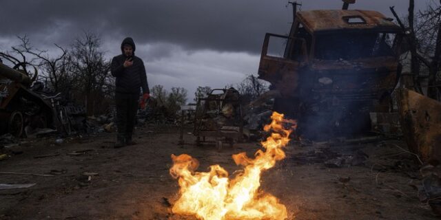 Εσθονία: Η πρώτη χώρα που χαρακτήρισε επισήμως γενοκτονία τις ρωσικές ενέργειες στην Ουκρανία