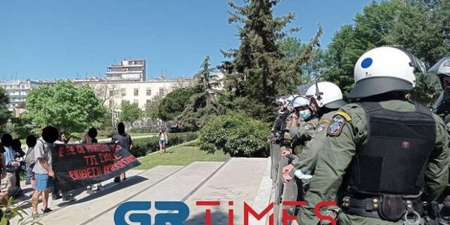 ΑΠΘ: Ένταση στη ΣΘΕ ανάμεσα σε φοιτητές και ΜΑΤ