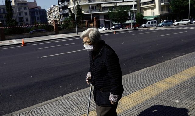 Κορονοϊός: 2.478 νέα κρούσματα σήμερα στην Αττική