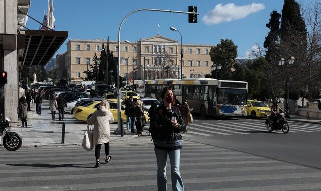 Κορονοϊός: 2.715 νέα κρούσματα σήμερα στην Αττική