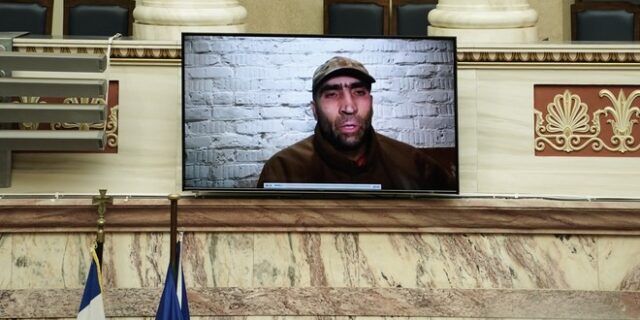 Σκληρή κόντρα ΝΔ – ΣΥΡΙΖΑ με αφορμή το τάγμα Αζόφ
