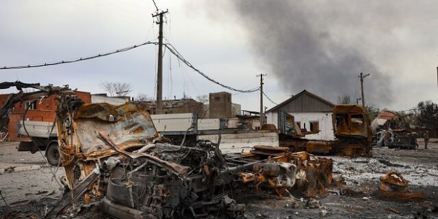 Ουκρανία: Το Κίεβο ζητά επειγόντως τη δημιουργία διαδρόμου για την απομάκρυνση αμάχων από την Azovstal