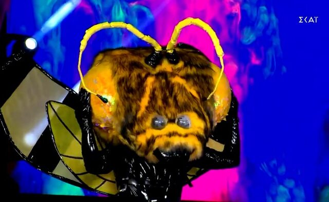 The Masked Singer: Άφωνοι με την αποκάλυψη της Μέλισσας – Το πέτυχε ο Μουτσινάς