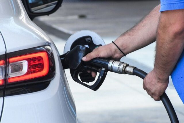 “Άνθρακες” η επιδότηση στο Diesel: Πού χάθηκε το όφελος που υποτίθεται ότι θα είχε ο καταναλωτής