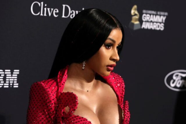 Cardi B: Διέγραψε τους λογαριασμούς της σε Twitter και Instagram – Έξαλλη με τους followers της