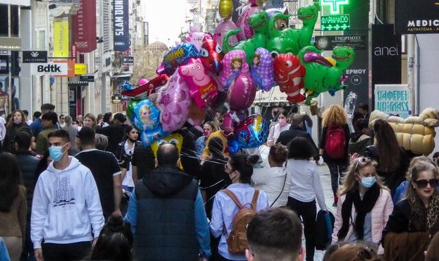Κορονοϊός – Διασπορά: Παραμένουν ψηλά Αττική, Θεσσαλονίκη, Ηράκλειο και Εύβοια