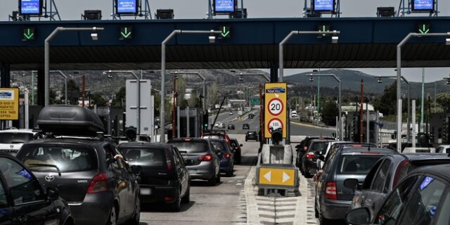 Πάσχα 2022: Φεύγουν και οι τελευταίοι – Η εικόνα στις εθνικές οδούς