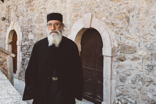 Ο Άγιος της ελιάς και του αμπελιού στη Μονή Τοπλού