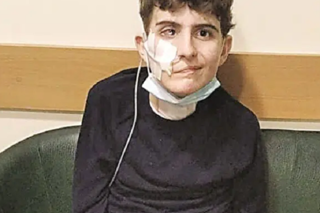 Έκκληση βοήθειας για τον 16χρονο Γιάννη από την Ηλεία – Το σοβαρό πρόβλημα υγείας που αντιμετωπίζει