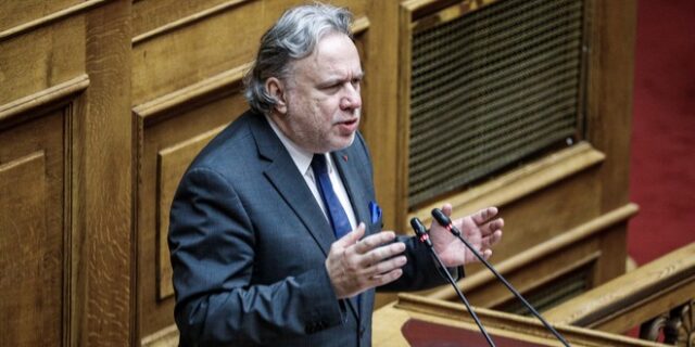 Κατρούγκαλος από Άγκυρα: “Η ΝΔ καθιστά τον Ερντογάν παράγοντα της εσωτερικής πολιτικής”