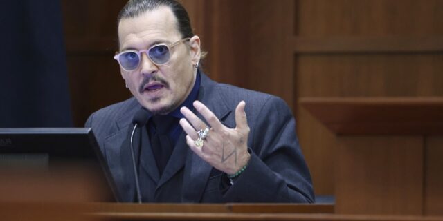 Τζόνι Ντεπ: Τα μηνύματα για το “τέρας” που έκρυβε μέσα του και οι ύβρεις στη Χερντ