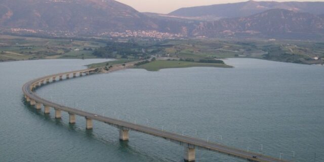 Κοζάνη: Σοβαρό πρόβλημα στην Υψηλή Γέφυρα Σερβίων – Πότε θα αποκατασταθεί
