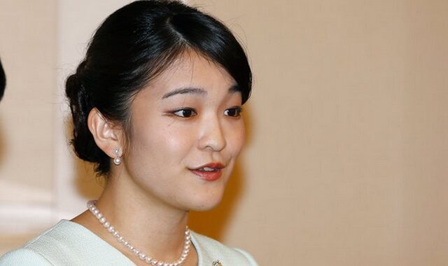Νέα Υόρκη: Πρακτική στο Met κάνει η πρώην πριγκίπισσα της Ιαπωνίας