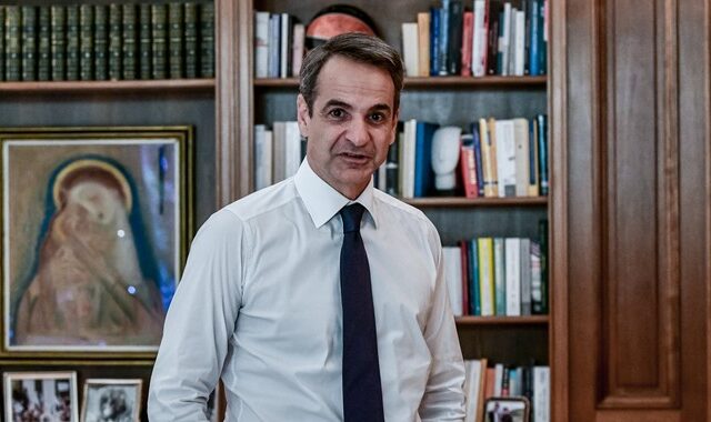Μητσοτάκης: δεν χωρούν ούτε ίσες αποστάσεις ούτε γενικόλογες τοποθετήσεις ότι δήθεν είμαστε με την ειρήνη