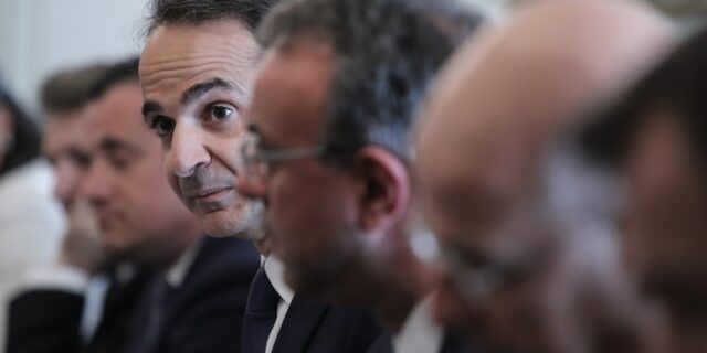 Αισθάνεται καλά ο δεξιός ψηφοφόρος με όσα βλέπει και ακούει;
