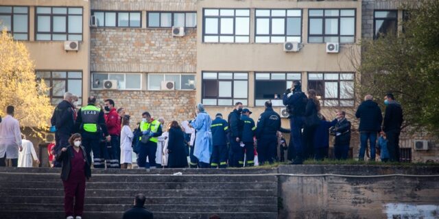Φωτιά στο Παπανικολάου: Το προσωπικό έτρεξε και δεν ανατινάχτηκαν τα πάντα