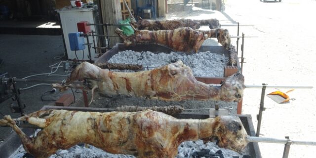 Πάσχα 2022: Τι να προσέξουν οι καταναλωτές στο γιορτινό τραπέζι