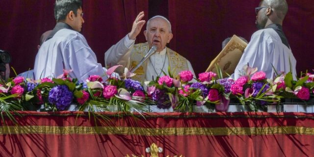 Μήνυμα του Πάπα Φραγκίσκου για το Πάσχα των Καθολικών: “Να μη συνηθίσουμε στον πόλεμο”