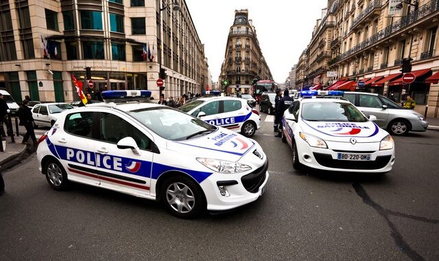 Γαλλία: Αστυνομικοί άνοιξαν πυρ εναντίον αυτοκινήτου – Δύο νεκροί