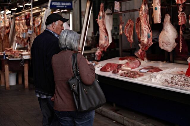 Πασχαλινός τζίρος: “Φρένο” λόγω ακρίβειας σε ενέργεια – τρόφιμα από τους καταναλωτές