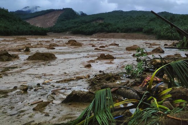 Φιλιππίνες: Τουλάχιστον 28 νεκροί από την τροπική καταιγίδα Μέγκι