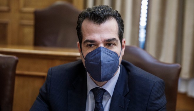 Πλεύρης: Θα κινηθούμε νομικά εναντίον της Πισπιρίγκου αν έχει συκοφαντήσει γιατρούς